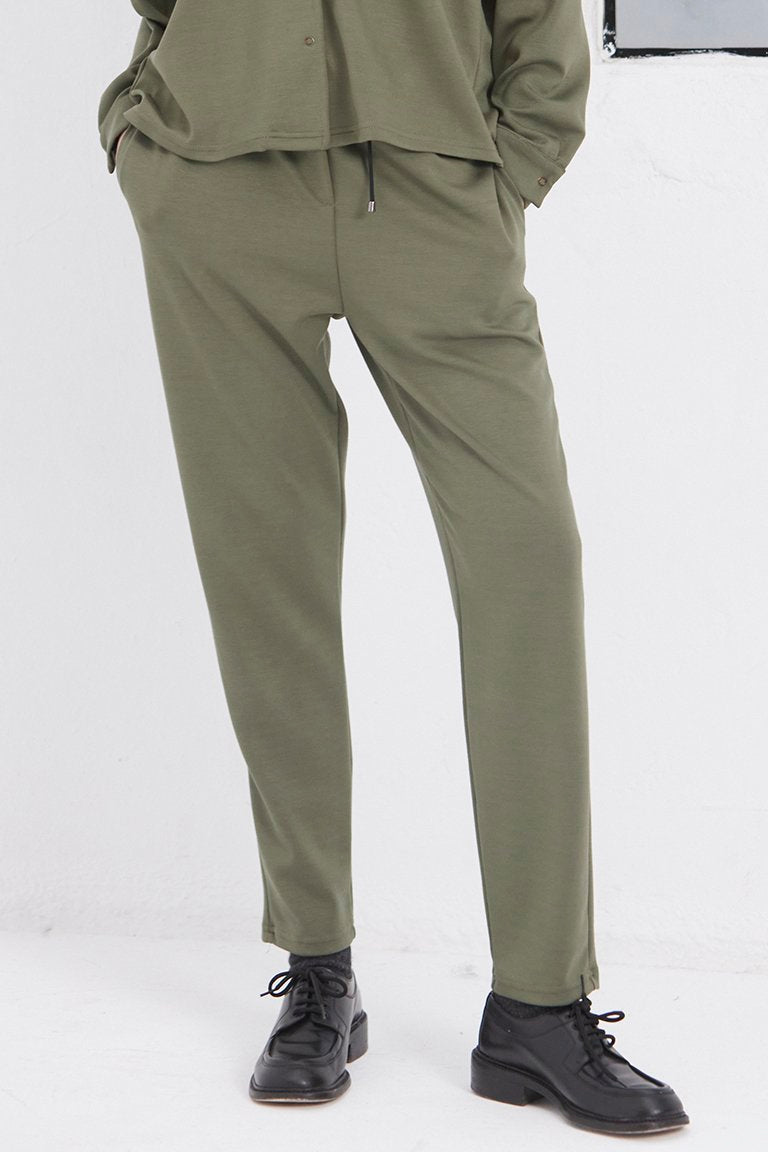 Pants Premium Kaki, M