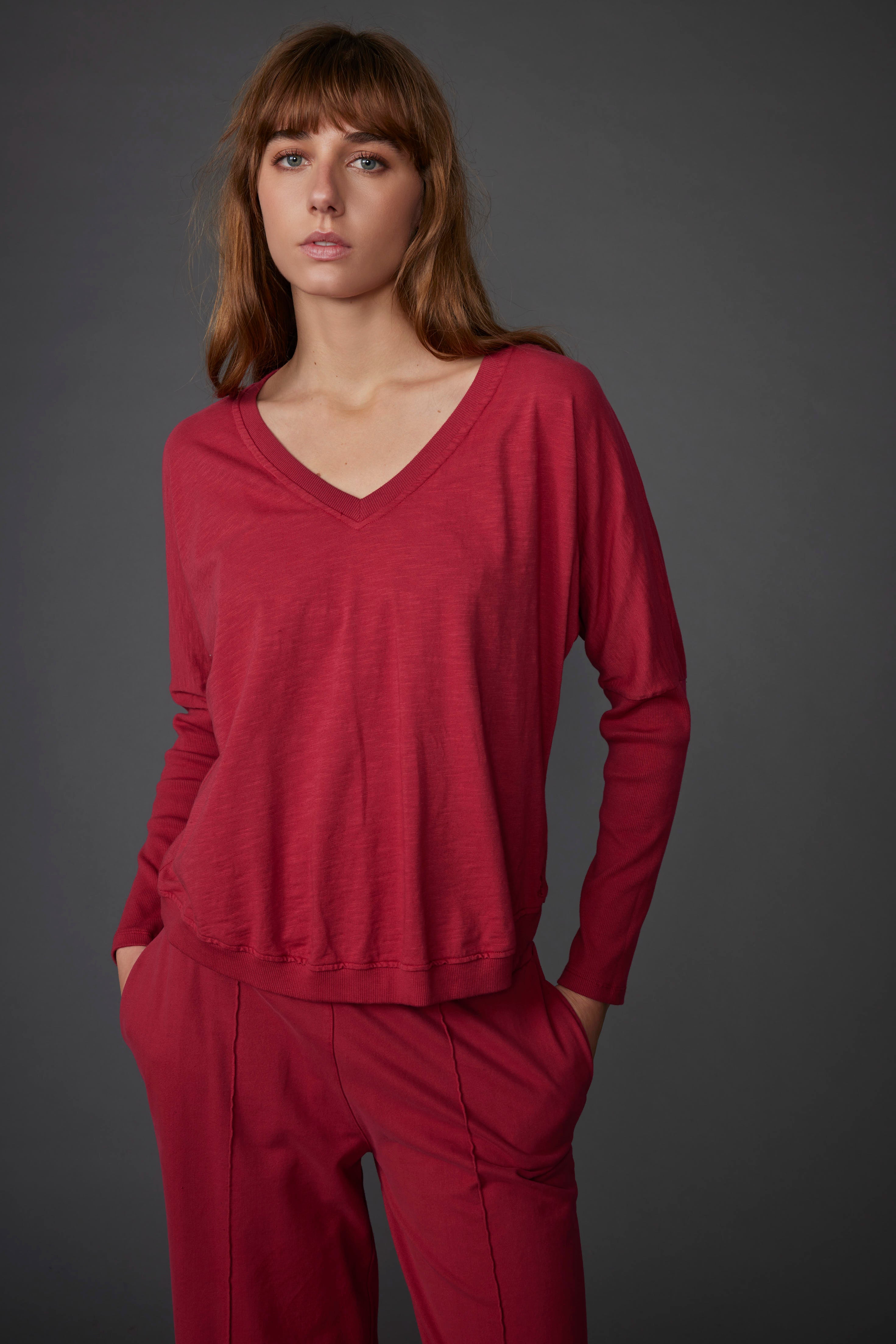 T-SHIRT V-NECK COTTON