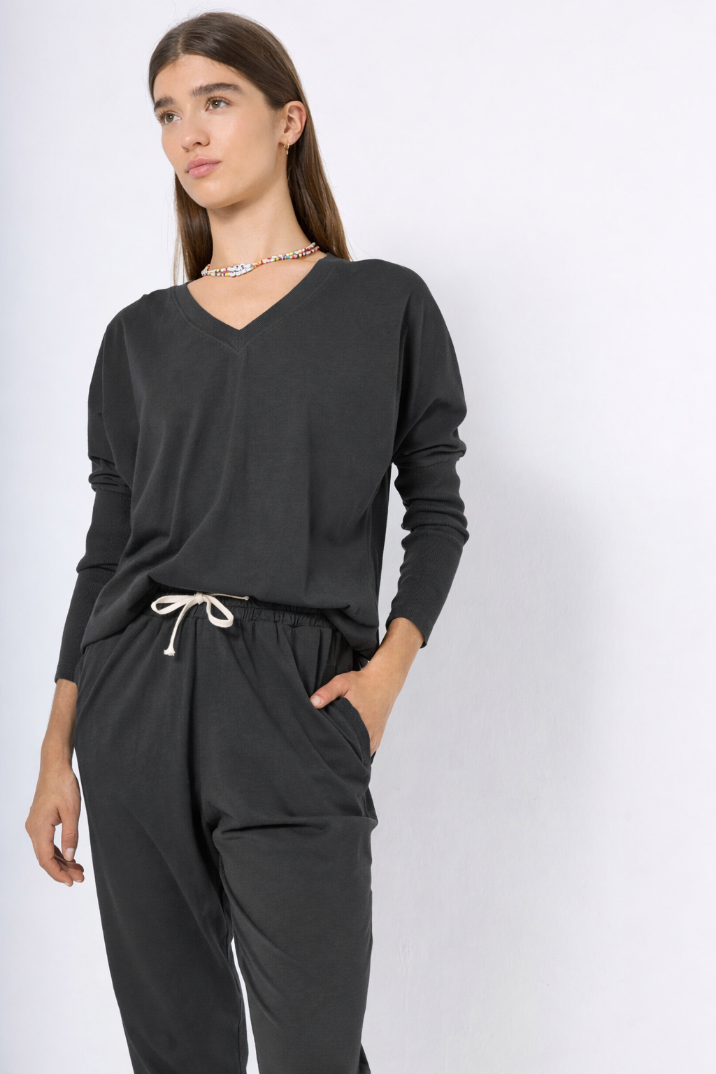 V-NECK T-SHIRT COTTON