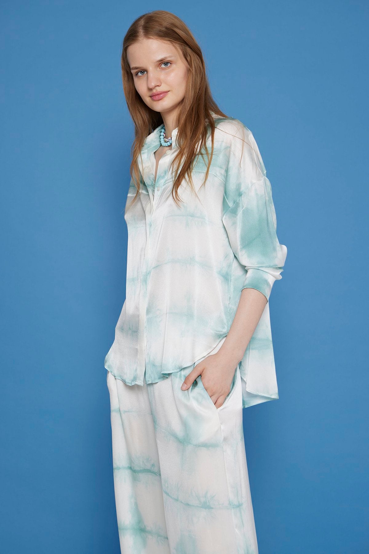 ATSL online SS25_2238
