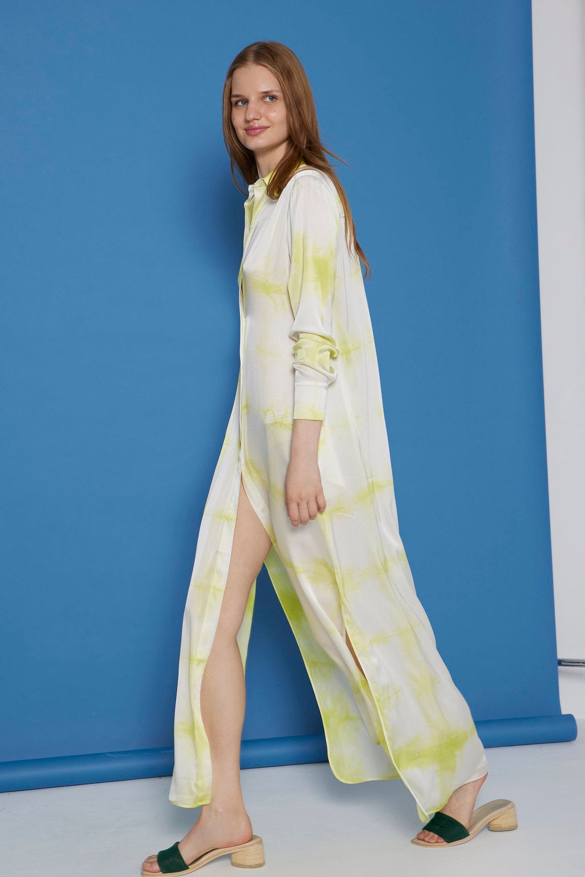 ATSL online SS25_2279