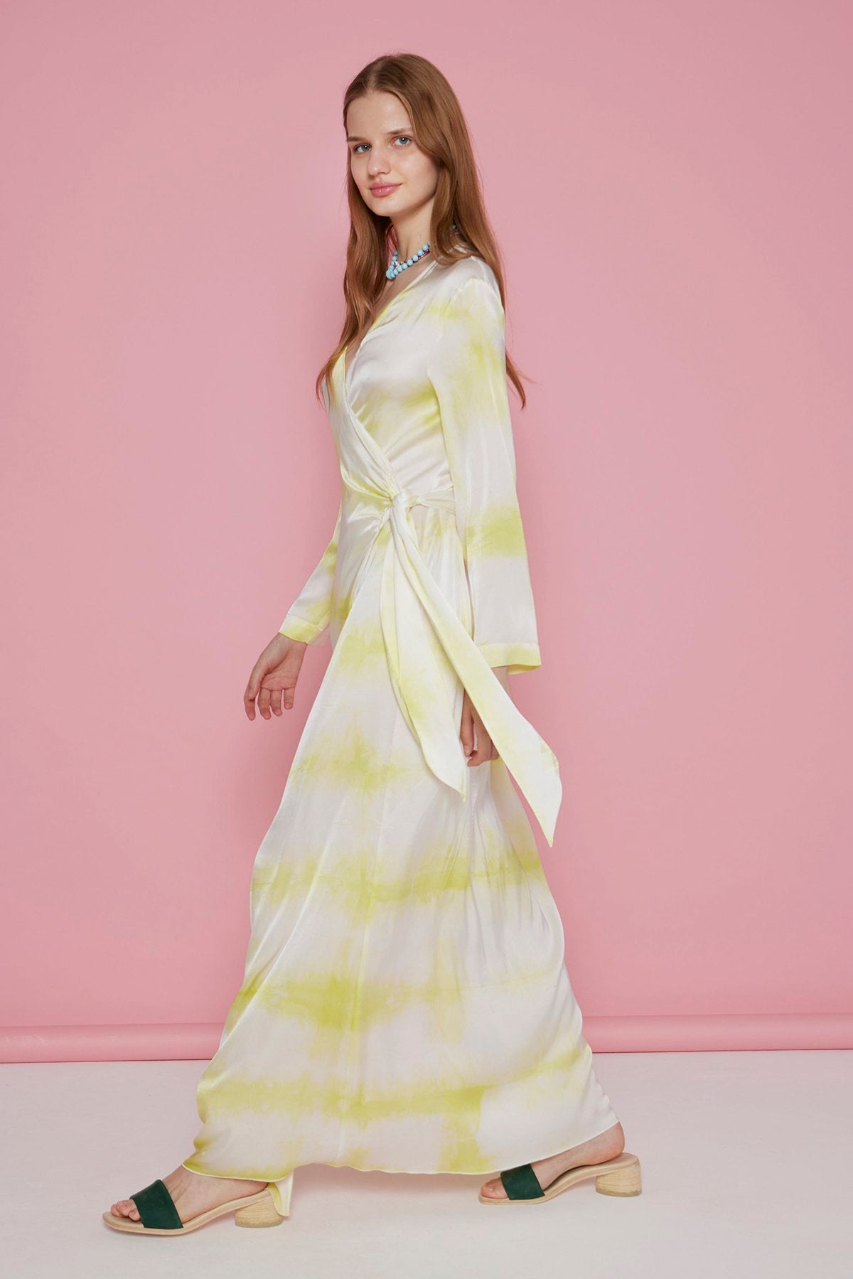 ATSL online SS25_2360