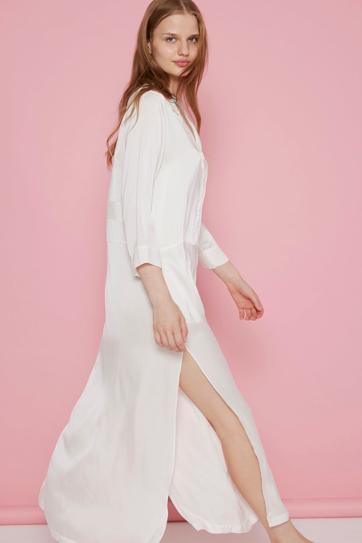 ATSL online SS25_2494