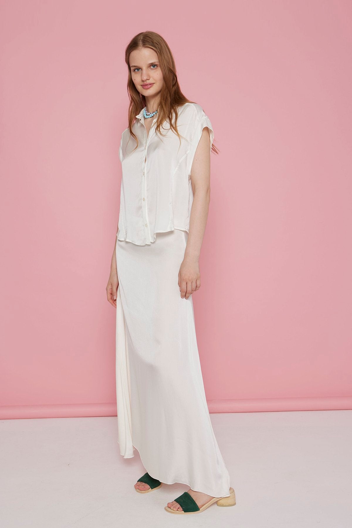 ATSL online SS25_2554