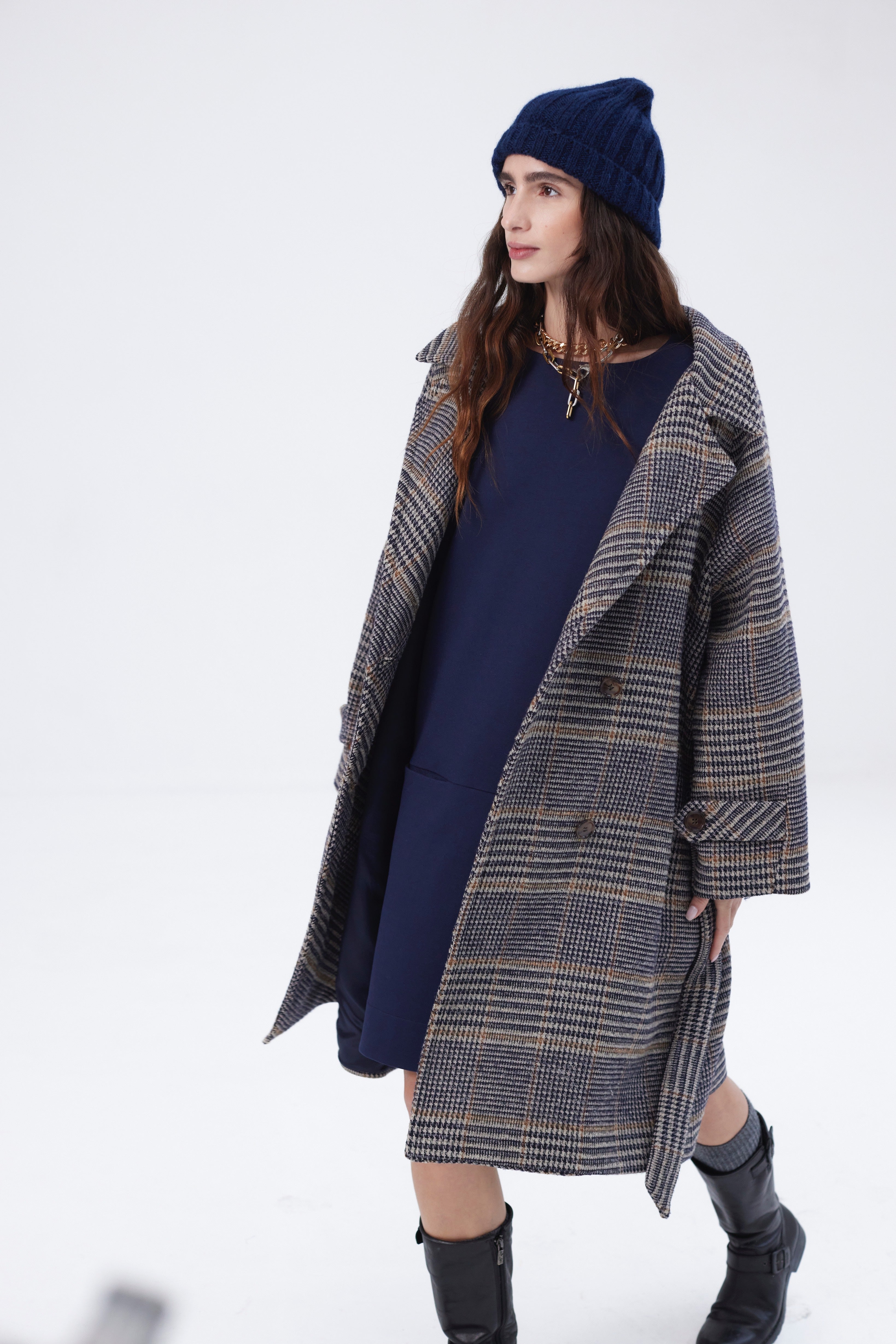 Trench Wool Square
