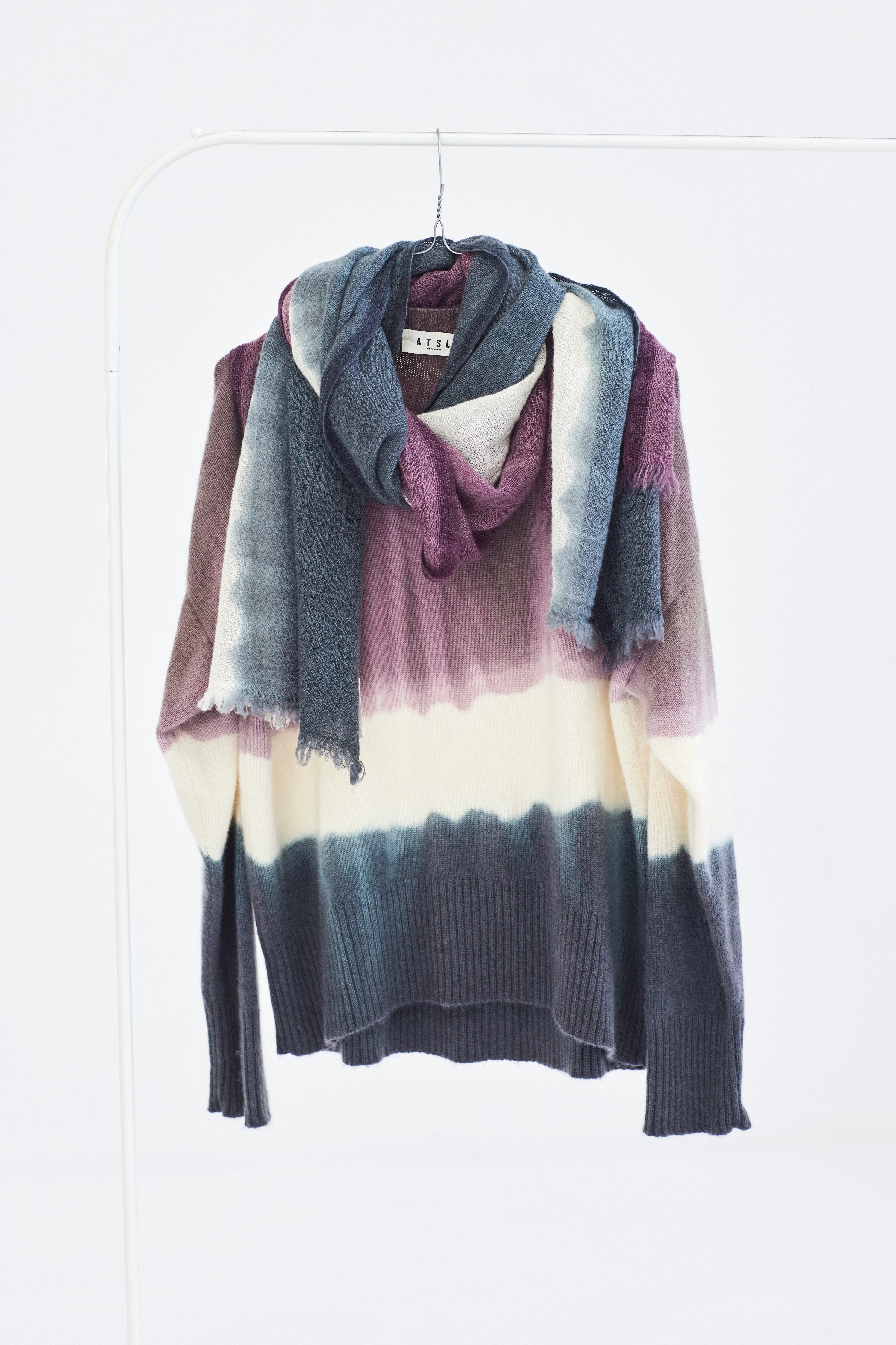 Cashmere Sweater V-neck