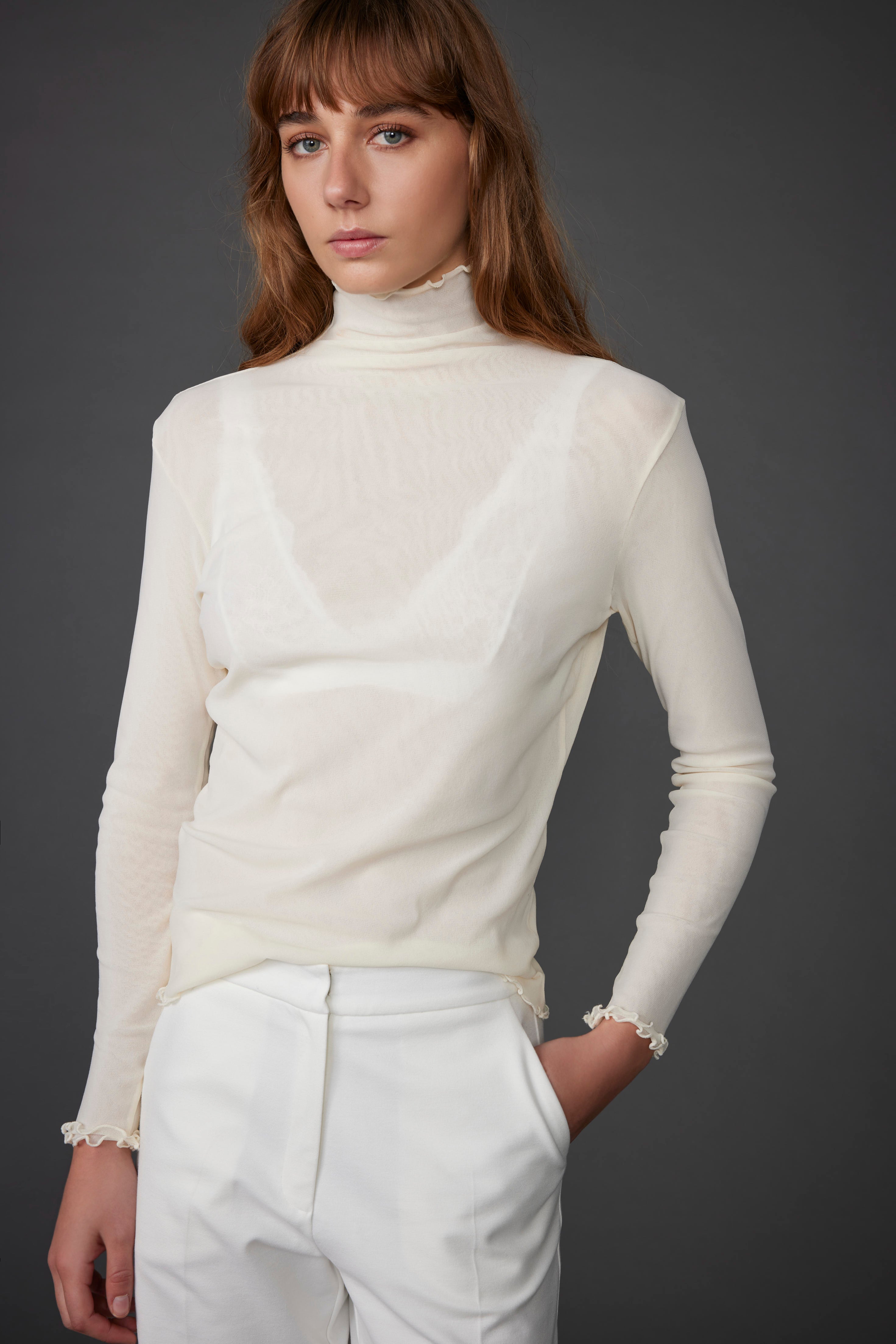 T-SHIRT CISNE TULLE