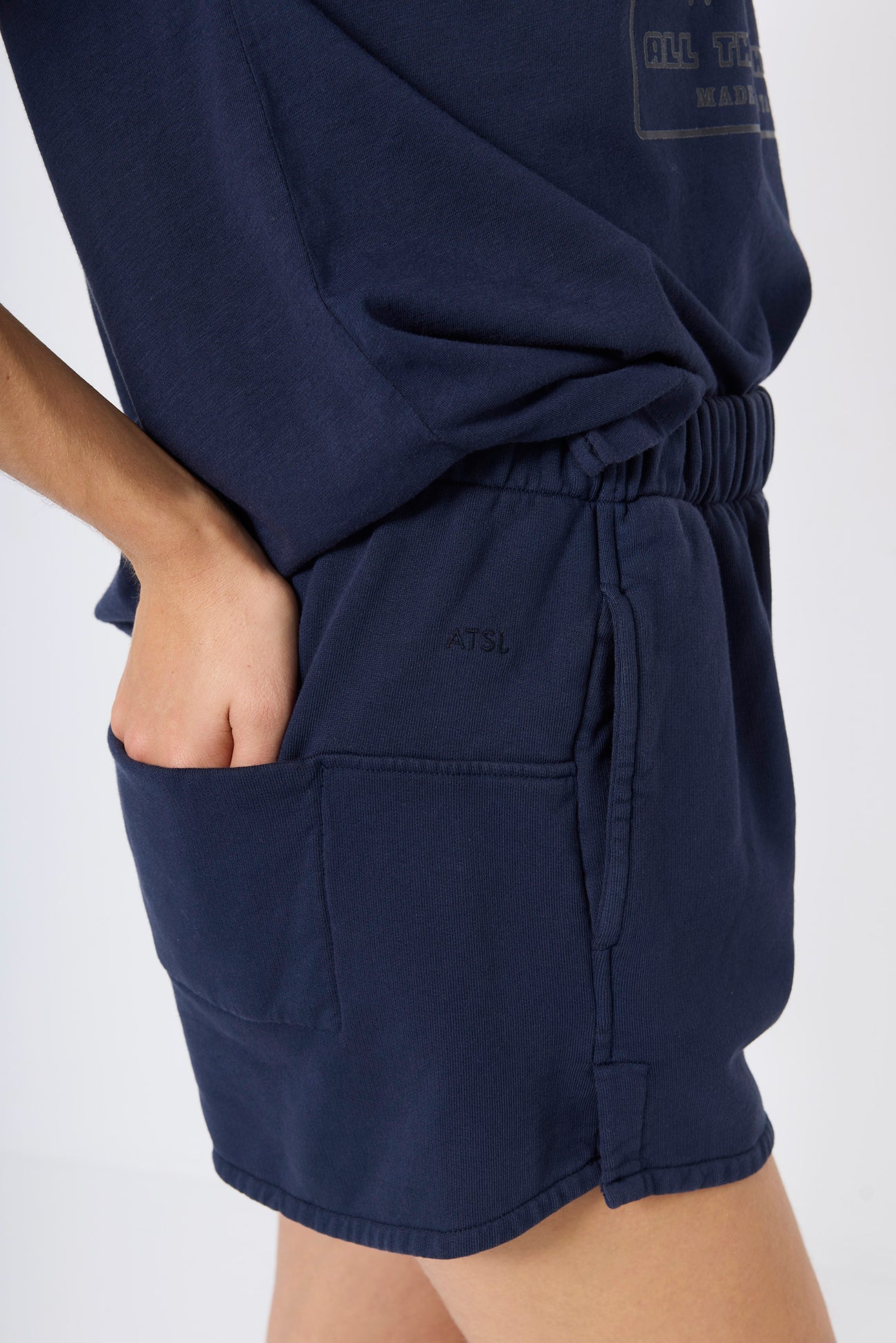 SHORT FELPA